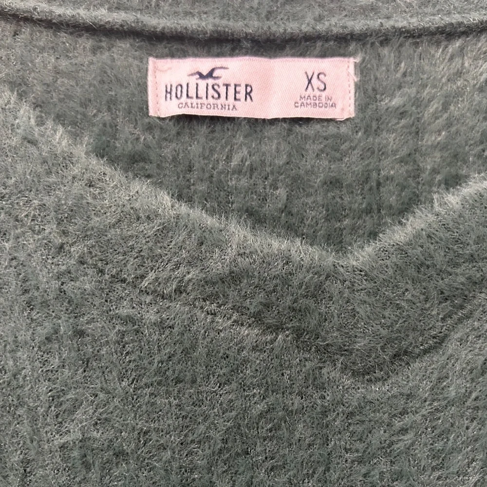 Top - Picture 2 of 3